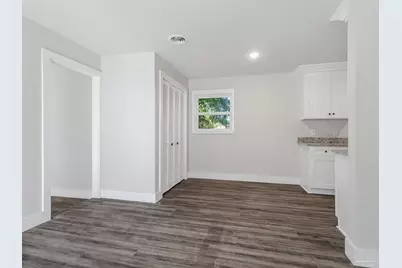 6019 Judy Dr, Milton, FL 32570 - Photo 9