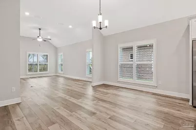 8977 Eureka St, Milton, FL 32583 - Photo 7