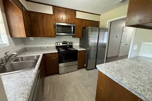7823 Coronet Ln, Pensacola, FL 32514 - Photo 9