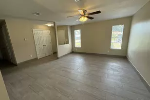 7823 Coronet Ln, Pensacola, FL 32514 - Photo 7