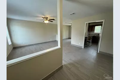 7823 Coronet Ln, Pensacola, FL 32514 - Photo 5