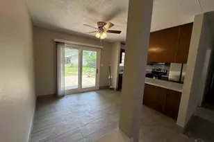 7823 Coronet Ln, Pensacola, FL 32514 - Photo 11