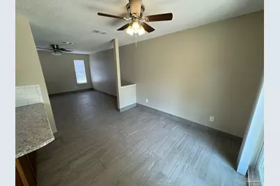 7823 Coronet Ln, Pensacola, FL 32514 - Photo 13