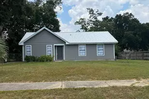 7823 Coronet Ln, Pensacola, FL 32514 - Photo 3