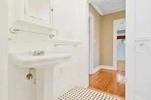 300 S 2nd St, Pensacola, FL 32507 - Photo 21