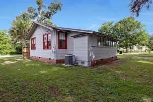 300 S 2nd St, Pensacola, FL 32507 - Photo 35