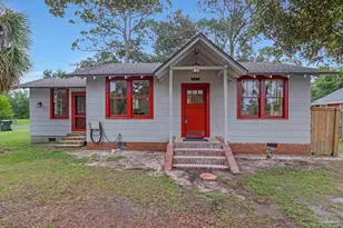 300 S 2nd St, Pensacola, FL 32507 - Photo 1
