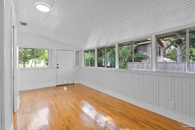 300 S 2nd St, Pensacola, FL 32507 - Photo 29
