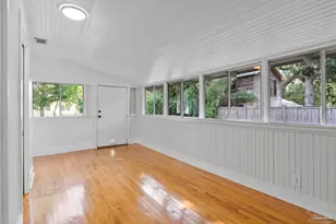 300 S 2nd St, Pensacola, FL 32507 - Photo 29