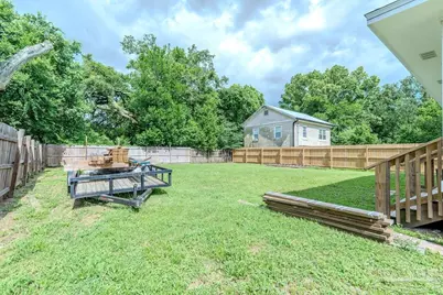 512 Fitzgerald St, Pensacola, FL 32505 - Photo 5