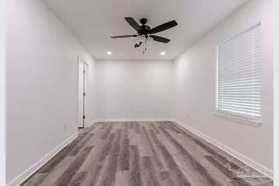 512 Fitzgerald St, Pensacola, FL 32505 - Photo 21