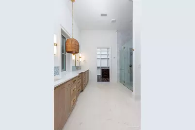 1921 E Strong St, Pensacola, FL 32501 - Photo 27