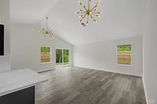 2853 Hidden Springs Cir, Pensacola, FL 32526 - Photo 11