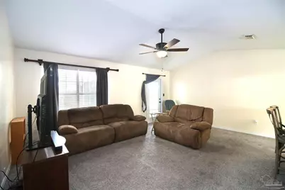 8137 Fourth St, Navarre, FL 32566 - Photo 11