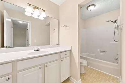 4742 Huron Dr, Pensacola, FL 32507 - Photo 11