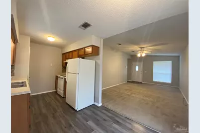 504 Wood Crest Way, Pensacola, FL 32506 - Photo 5