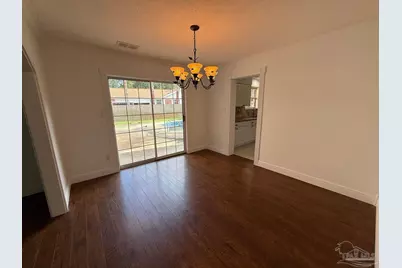 905 Poinciana Dr, Gulf Breeze, FL 32561 - Photo 9
