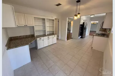 905 Poinciana Dr, Gulf Breeze, FL 32561 - Photo 13