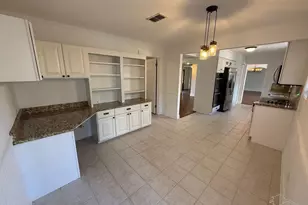 905 Poinciana Dr, Gulf Breeze, FL 32561 - Photo 13
