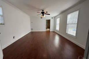 905 Poinciana Dr, Gulf Breeze, FL 32561 - Photo 17
