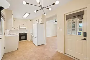 7141 Melba St, Pensacola, FL 32504 - Photo 9