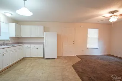 4121 Woodfin Cir, Pace, FL 32571 - Photo 5