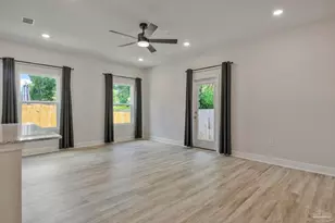 7150 Village Ln, Pensacola, FL 32504 - Photo 11