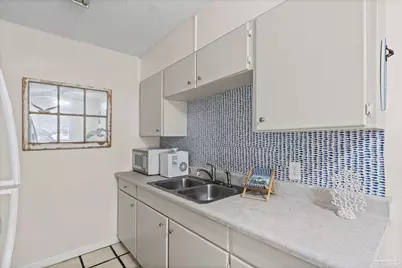 1004 Medford Ave, Pensacola, FL 32505 - Photo 9