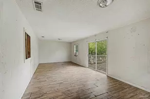 197 Hudson St, Crestview, FL 32536 - Photo 19