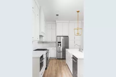 1608 E Hernandez St, Pensacola, FL 32503 - Photo 5
