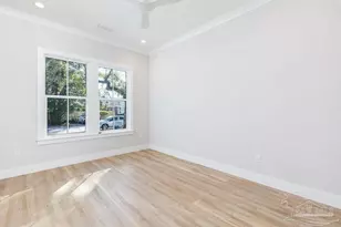 1608 E Hernandez St, Pensacola, FL 32503 - Photo 9