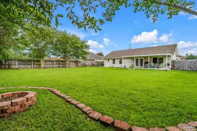 8549 Corbin Ct, Navarre, FL 32566 - Photo 23