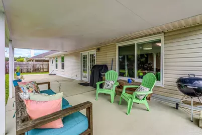 8549 Corbin Ct, Navarre, FL 32566 - Photo 17