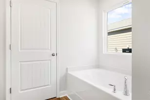 5876 Tripletail Dr, Milton, FL 32583 - Photo 17