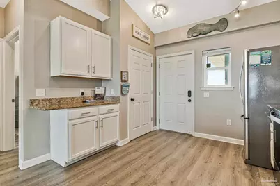 1150 Ft Pickens Rd #H-6, Pensacola Beach, FL 32561 - Photo 5