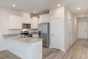 9532 Nature Crk Cir, Pensacola, FL 32526 - Photo 5