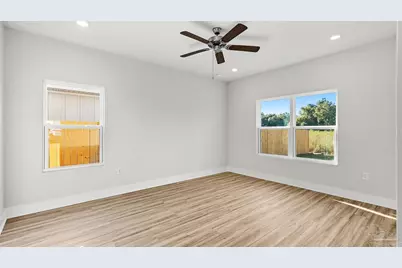 6175 Sweet Bay Tree Way, Gulf Breeze, FL 32563 - Photo 15