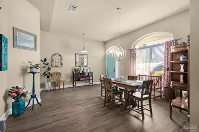 6165 Winchester Cir, Milton, FL 32570 - Photo 5