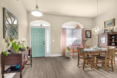 6165 Winchester Cir, Milton, FL 32570 - Photo 3