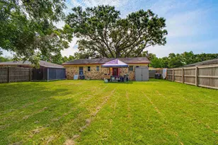 2018 Woodbury Dr, Cantonment, FL 32533 - Photo 37