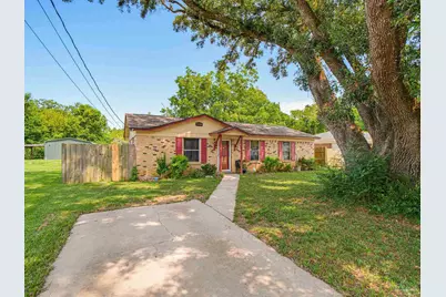 2018 Woodbury Dr, Cantonment, FL 32533 - Photo 3
