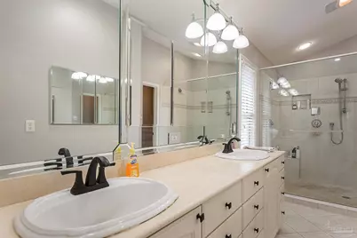 3600 Tibet Dr, Gulf Breeze, FL 32563 - Photo 9