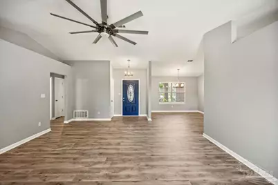 7280 Mossy Oaks Ct, Navarre, FL 32566 - Photo 9
