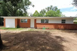 6037 Syrcle Ave, Milton, FL 32570 - Photo 1