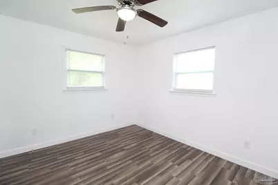 6037 Syrcle Ave, Milton, FL 32570 - Photo 17