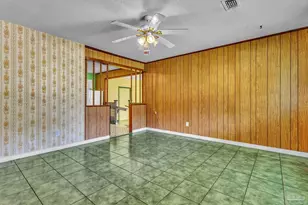 910 Bartow Ave, Pensacola, FL 32507 - Photo 3