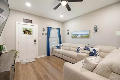 5599 Sandview Dr, Pensacola, FL 32507 - Photo 13