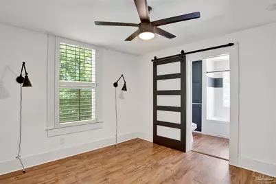 916 E Gonzales St, Pensacola, FL 32503 - Photo 17