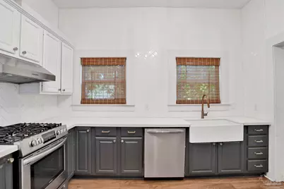 916 E Gonzales St, Pensacola, FL 32503 - Photo 13