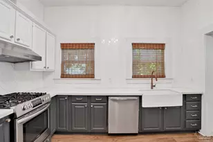 916 E Gonzales St, Pensacola, FL 32503 - Photo 13